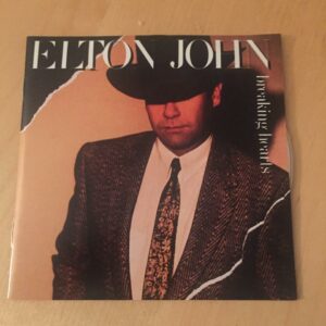Elton John: “Breaking hearts” (1984)