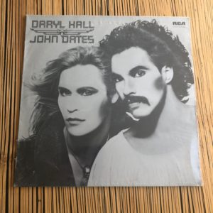 Daryl Hall & John Oates: “Daryl Hall & John Oates” (1975)