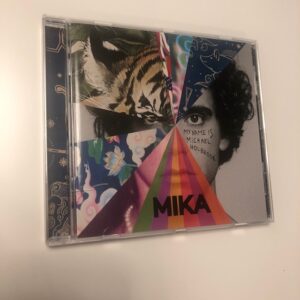 Mika: “My name is Michael Holbrook” (2019)