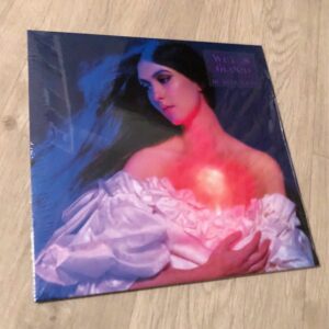 Weyes Blood: “And in the darkness, hearts aglow” (2022)
