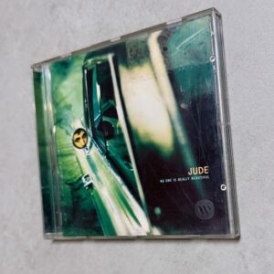 Jude: «No one is really beautiful» (1998)